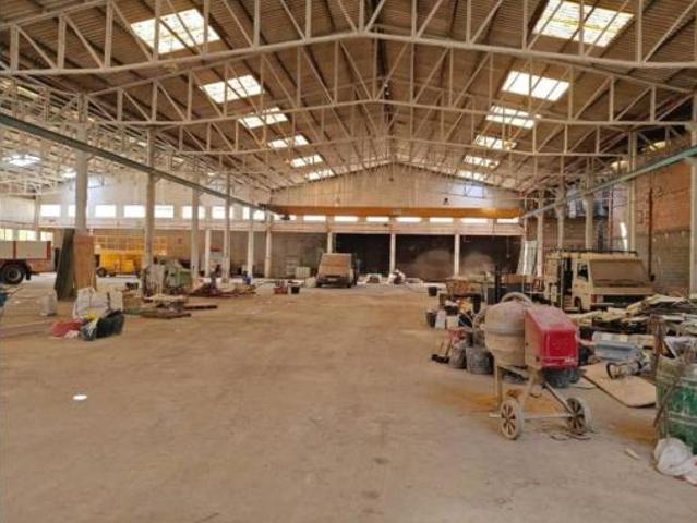 Nave en venta en Albalat de la Ribera, València / Valencia