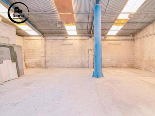 Nave en venta en Albolote, Granada