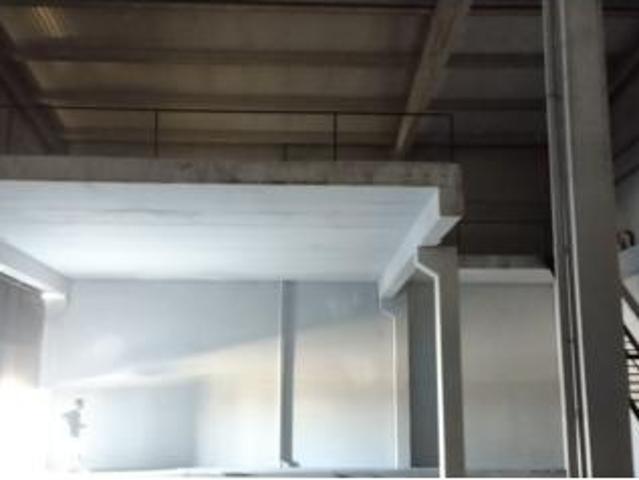 Nave en venta en Alcalá de Guadaíra, Sevilla
