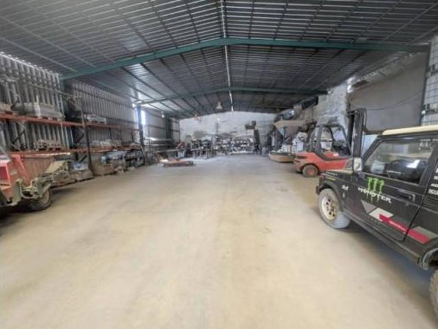 Nave en venta en Alcaudete, Jaén