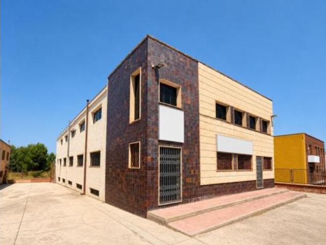 Nave en venta en Almansa, Albacete