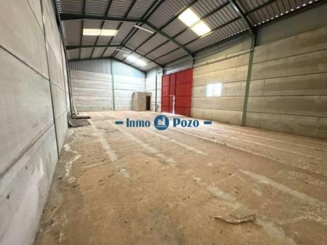 Nave en venta en Almendralejo, Badajoz