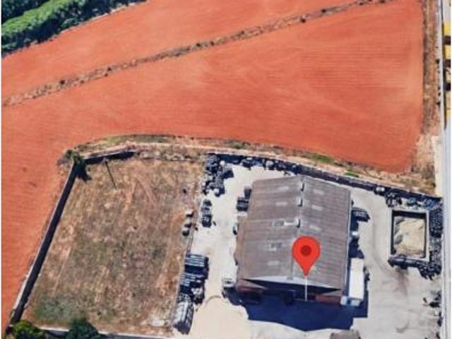 Nave en venta en Alzira, València / Valencia