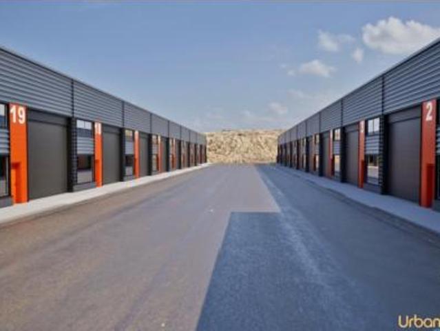 Nave en venta en Polígono Industrial El Nevero, Badajoz