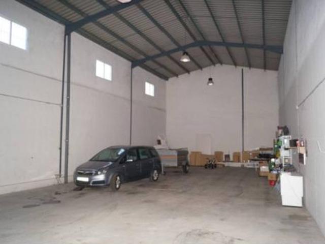 Nave en venta en Baena, Córdoba