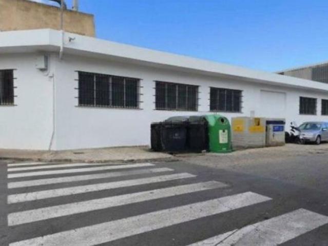 Nave en venta en la Florida, Benetússer