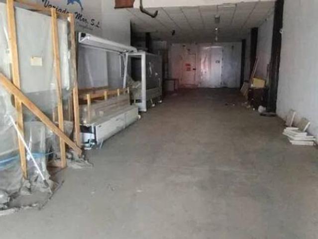 Nave en venta en Brenes, Sevilla