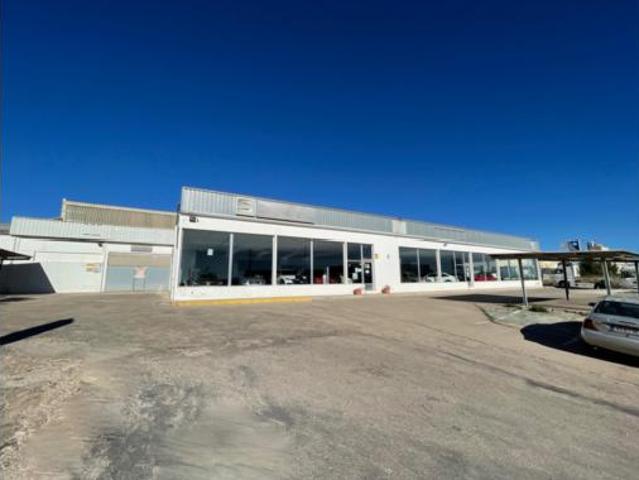 Nave en venta en Buñol, València / Valencia