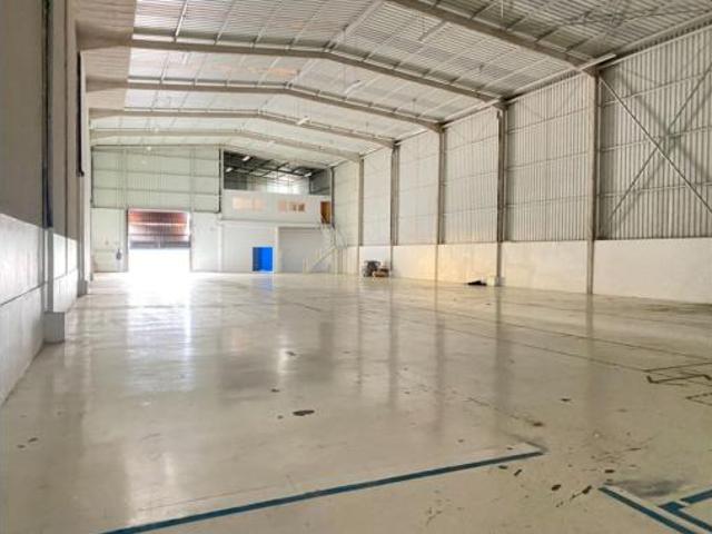 Nave en venta en Revilla, Camargo