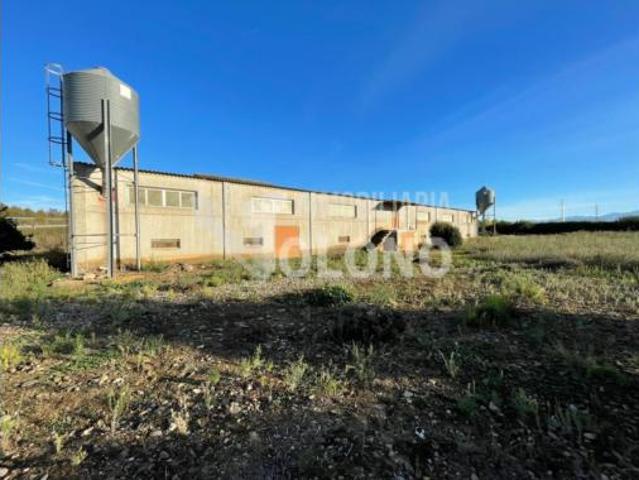 Nave en venta en Castañares de Rioja