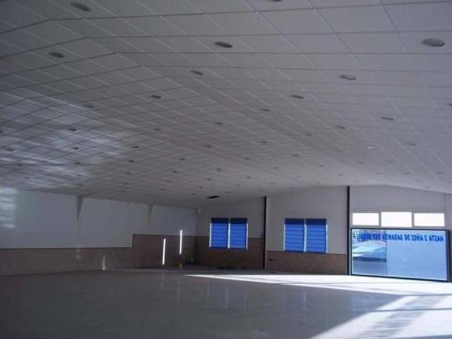 Nave en venta en Castro del Río, Córdoba