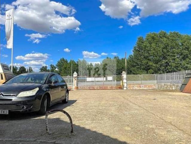 Nave en venta en Coria, Cáceres