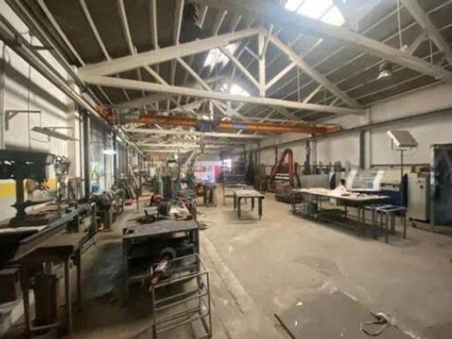 Nave en venta en Almeda, Cornellà de Llobregat