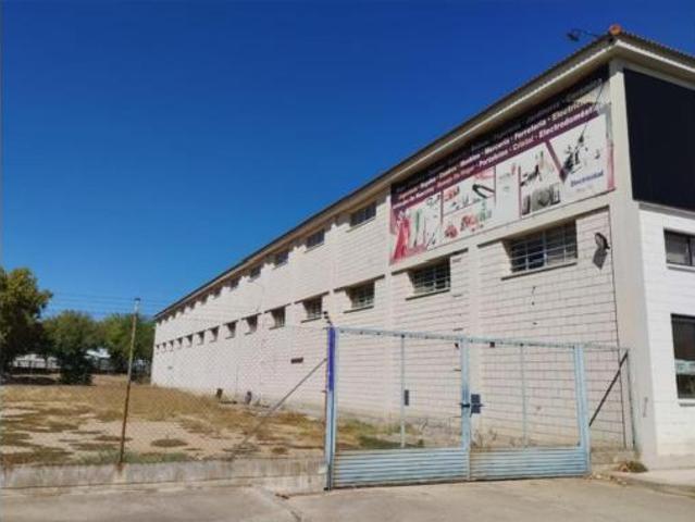 Nave en venta en Don Benito, Badajoz