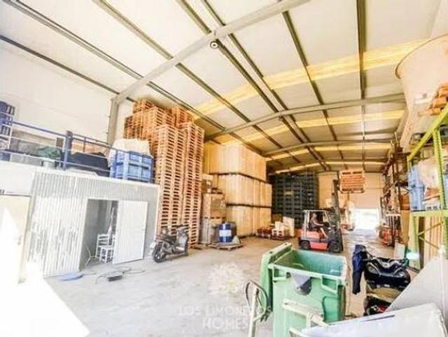 Nave en venta en Zona de Servicios de Estepona, Estepona