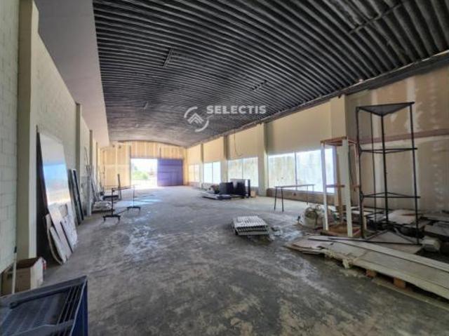 Nave en venta en Huelva