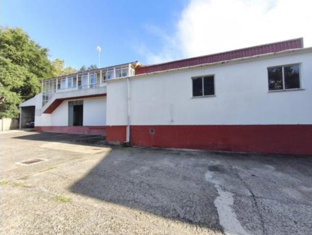 Nave en venta en Lalín