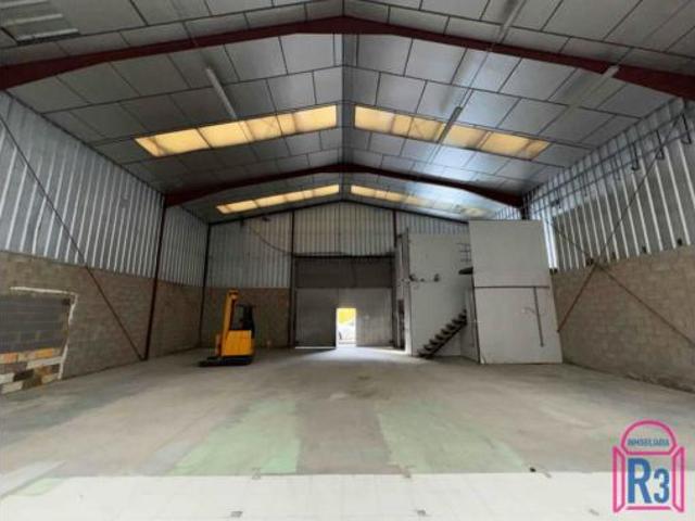 Nave en venta en La Lastra, León