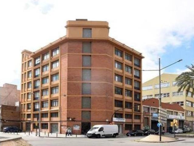 Nave en venta en Centre, l'Hospitalet de Llobregat