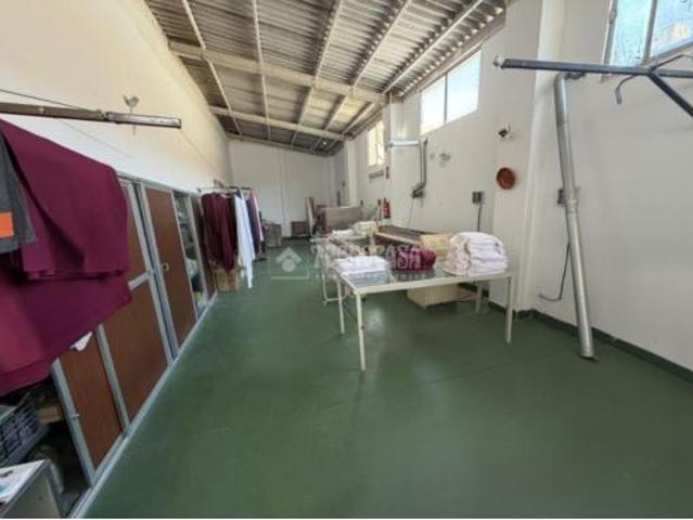 Nave en venta en Colón, Linares