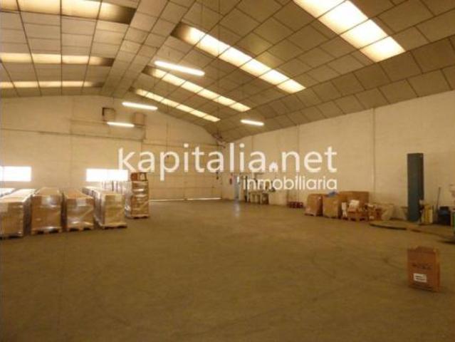 Nave en venta en l'Olleria, València / Valencia