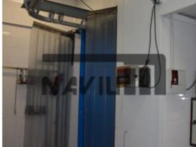 Nave en venta en Valdefuentes, Madrid