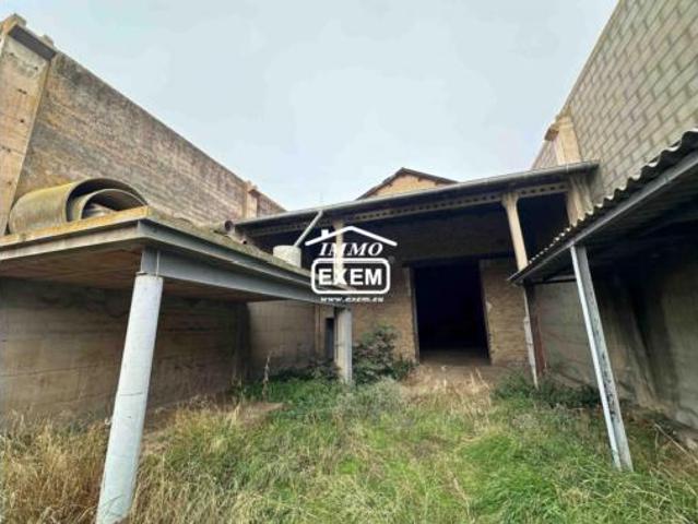 Nave en venta en Menàrguens, Lleida