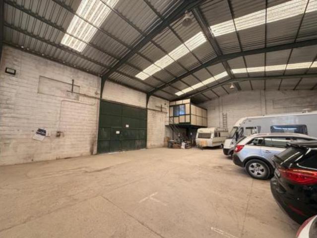 Nave en venta en Morón de la Frontera, Sevilla
