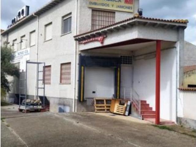 Nave en venta en Muñogalindo, Ávila