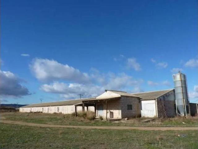 Nave en venta en Novallas