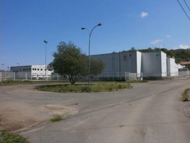 Nave en venta en Villamayor, Piloña