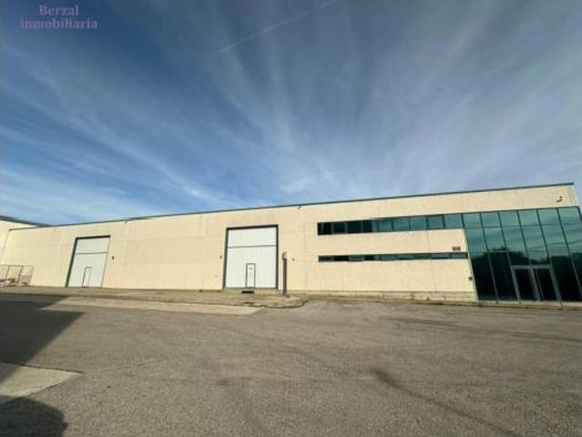 Nave en venta en Quel