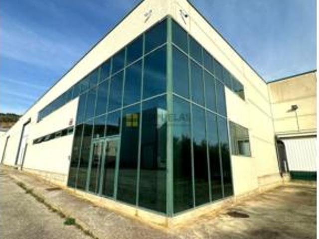 Nave en venta en Quel, La Rioja