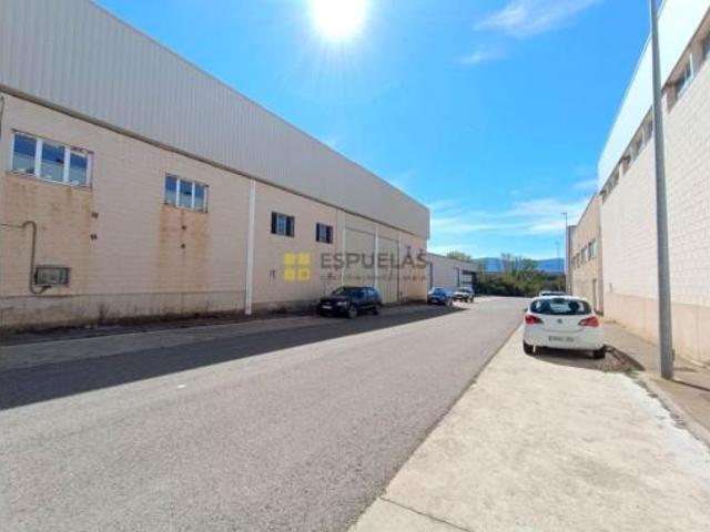 Nave en venta en Quel, La Rioja