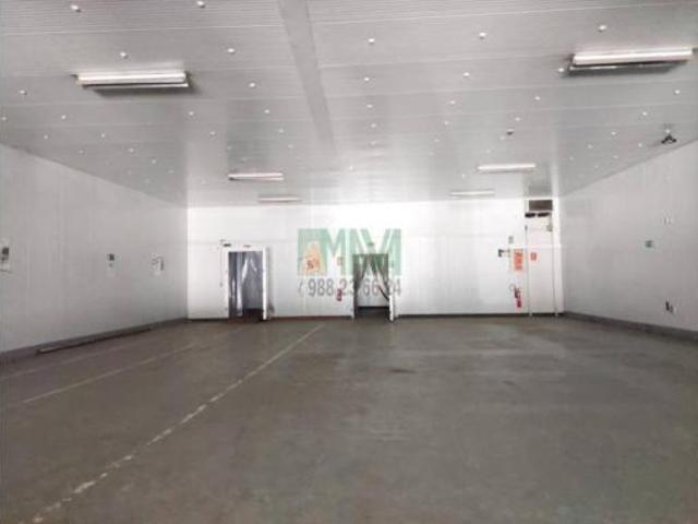 Nave en venta en San Cibrao das Viñas