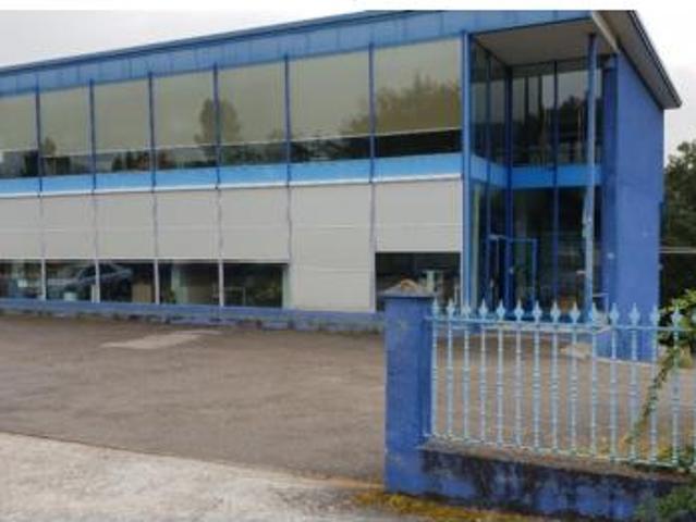 Nave en venta en San Cibrao das Viñas