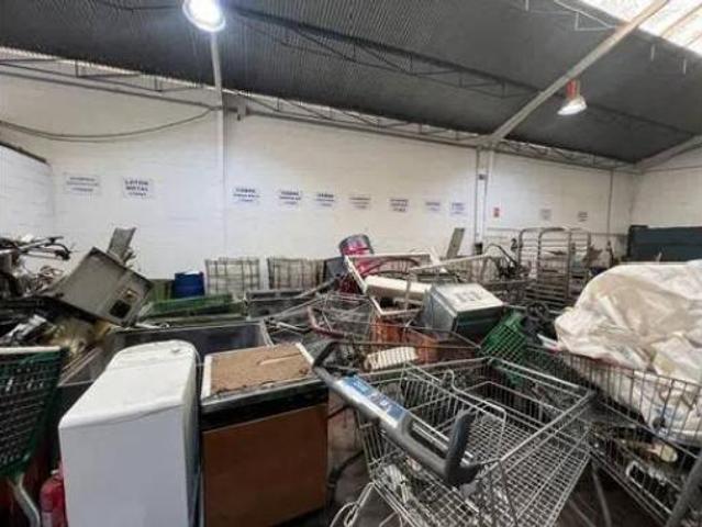 Nave en venta en San Jerónimo, Sevilla
