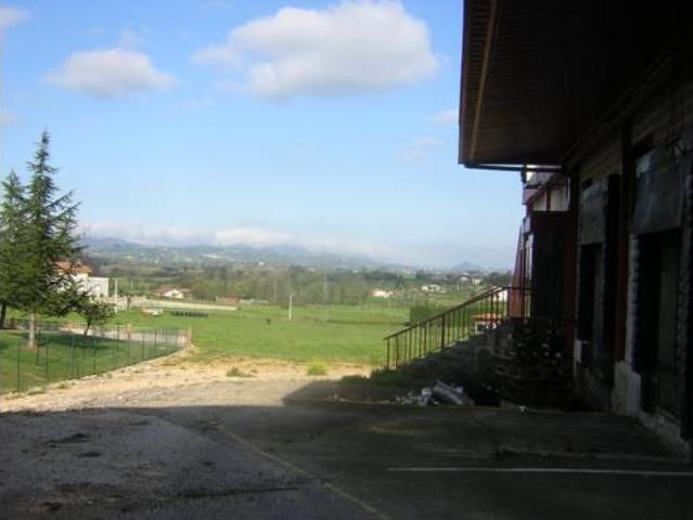 Nave en venta en Samiguel, Siero