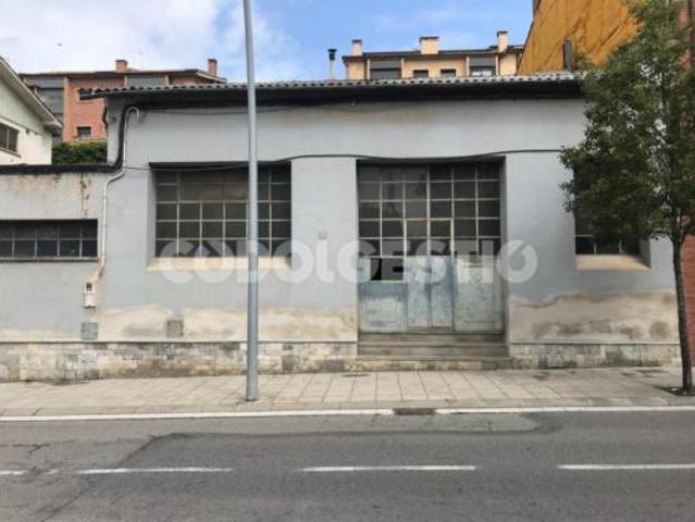 Nave en venta en Torelló, Barcelona
