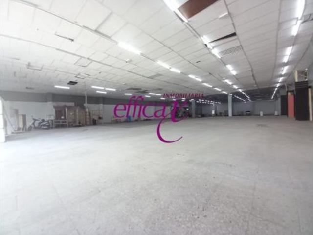 Nave en venta en Torrijos, Toledo
