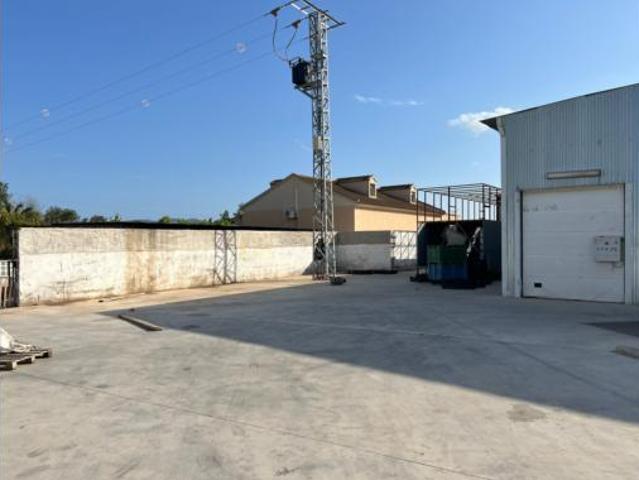 Nave en venta en Totana