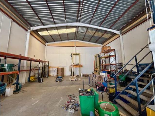 Nave en venta en Totana