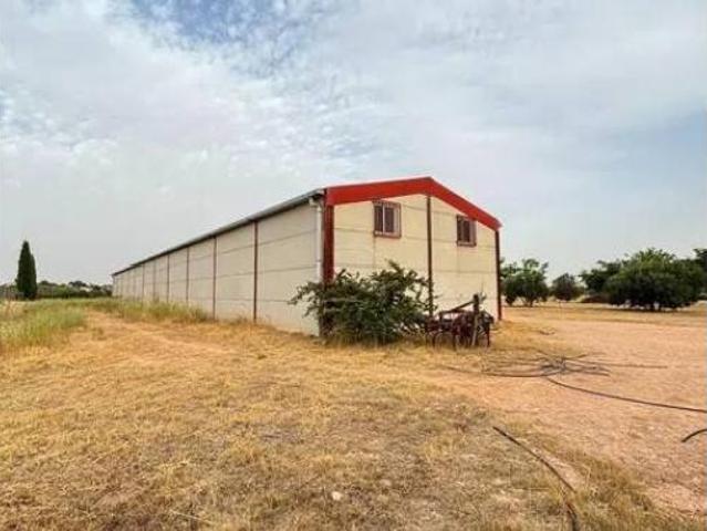 Nave en venta en Valdepeñas, Ciudad Real