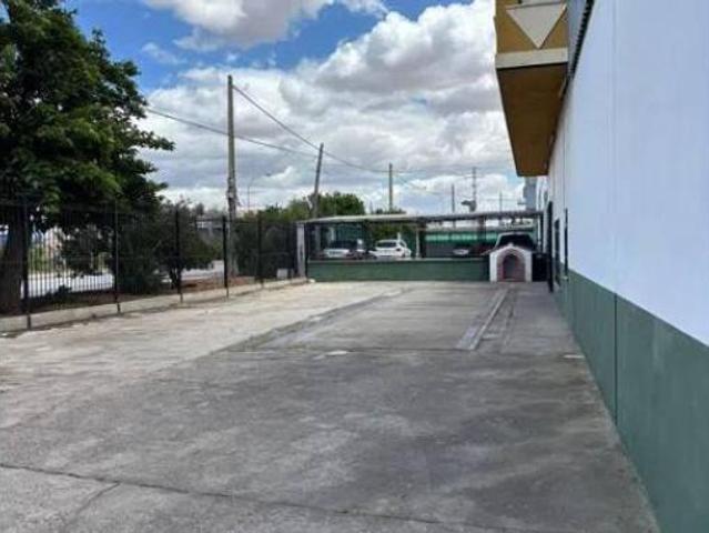 Nave en venta en Residencial Villas del Norte, Valdepeñas