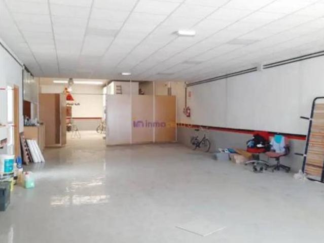 Nave en venta en Valdepeñas, Ciudad Real