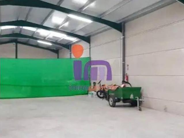 Nave en venta en Valdepeñas, Ciudad Real