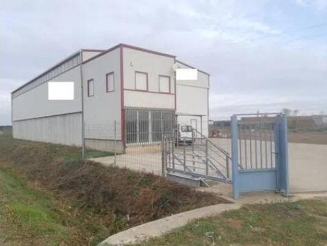 Nave en venta en Villamoronta, Palencia