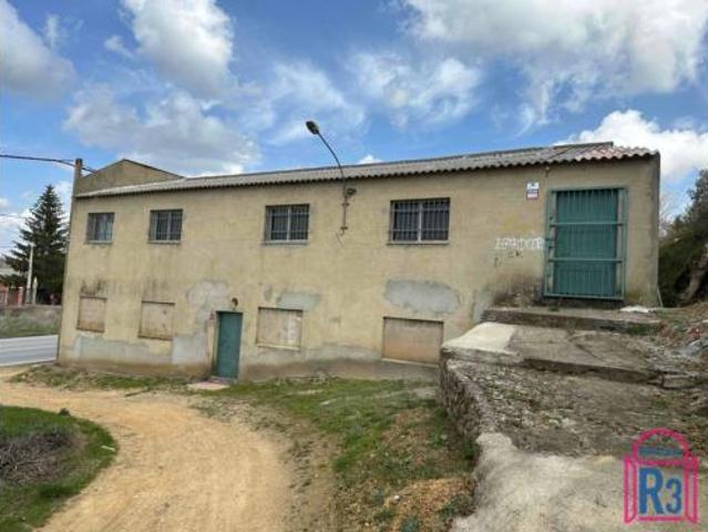 Nave en venta en Villamoros de las Regueras, Villaquilambre