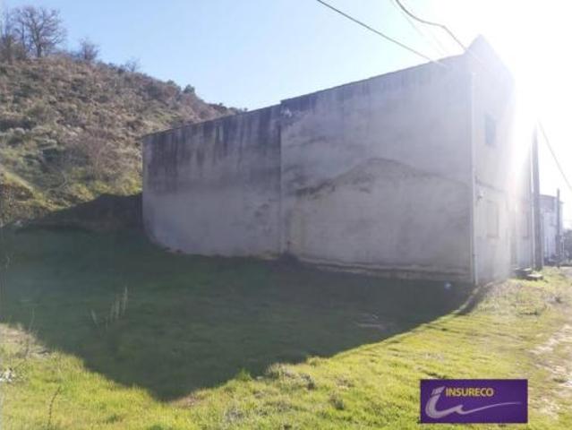 Nave en venta en Villamoros de las Regueras, Villaquilambre