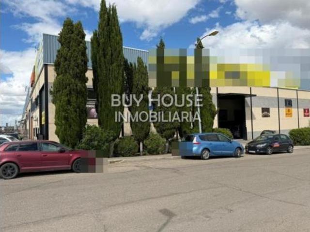 Nave en venta en Yuncos, Toledo